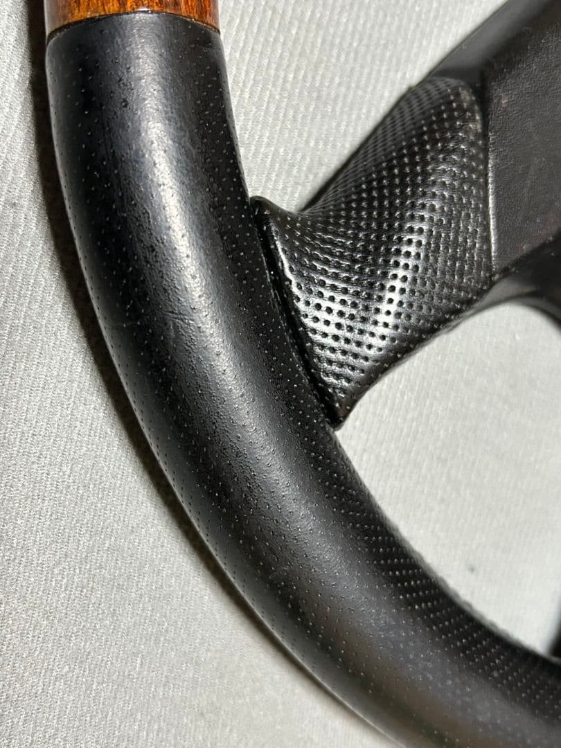 italvolanti ステアリング ウッド レザー　37パイ