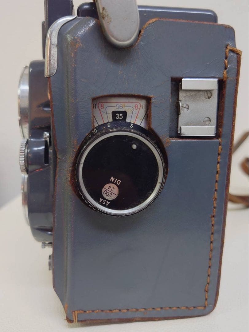 ヤシカYASHICA 44 二眼レフカメラ.