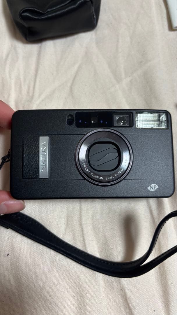 【美品】動作確認済みFujifilm natura black 1.9