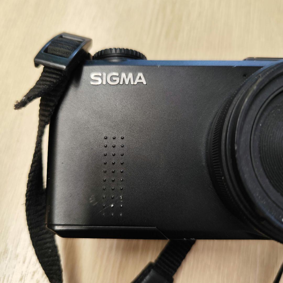 SIGMA DP2merrill 純正バッテリー4個、チャージャーなど　色々