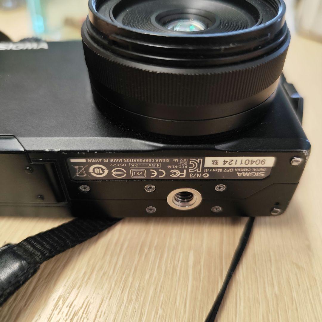 SIGMA DP2merrill 純正バッテリー4個、チャージャーなど　色々