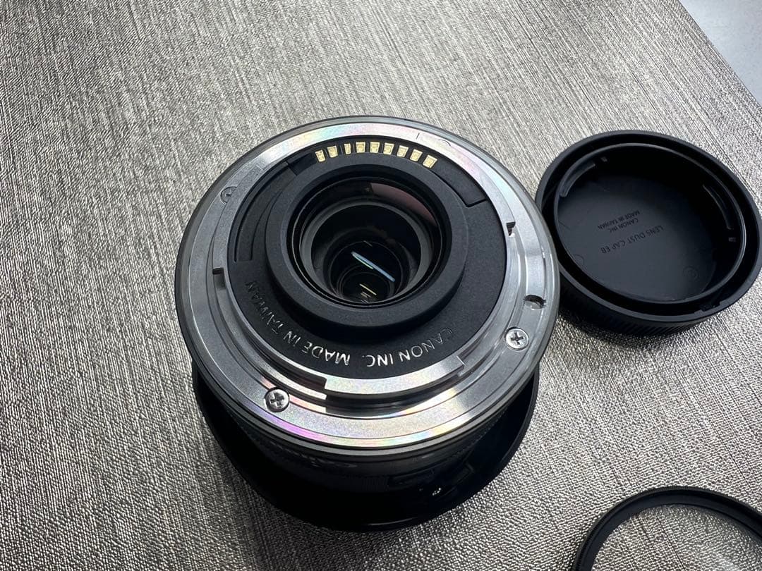 Canon EF-M 11-22mm F4-5.6 IS STM おまけ付