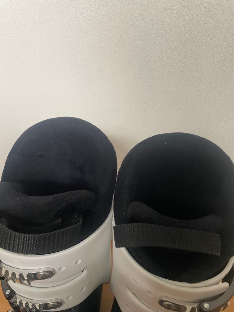 スキー用ブーツ アトミック　25.5 atomic