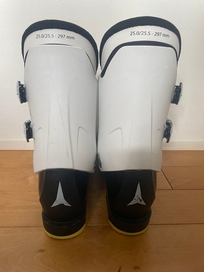 スキー用ブーツ アトミック　25.5 atomic