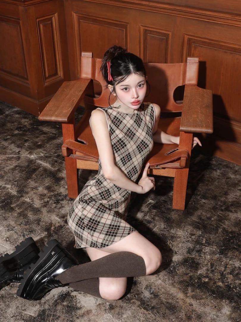 Darichダーリッチ チェックジャガードノースリニットミニワンピース BEG