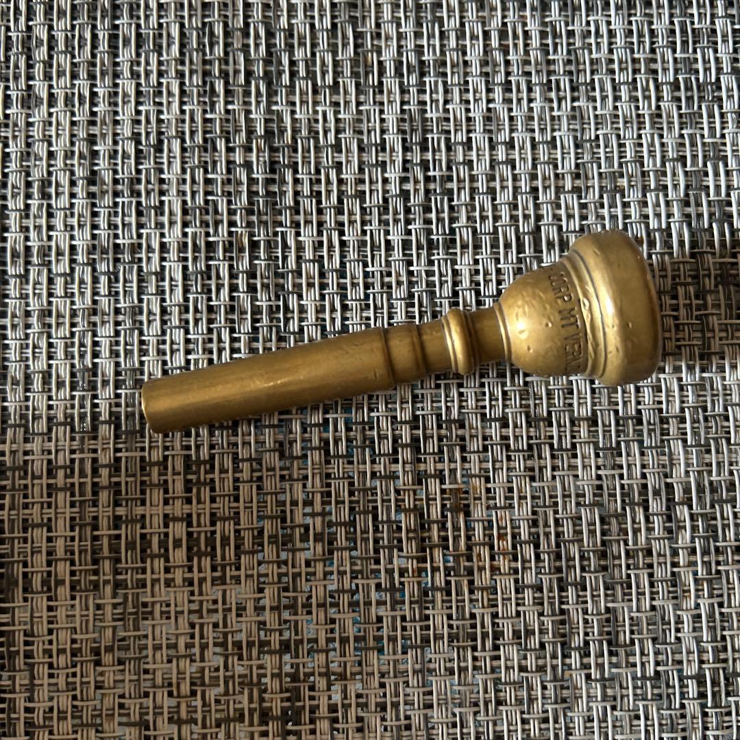 トランペットマウスピース バックマウントバーノン10 1/2D