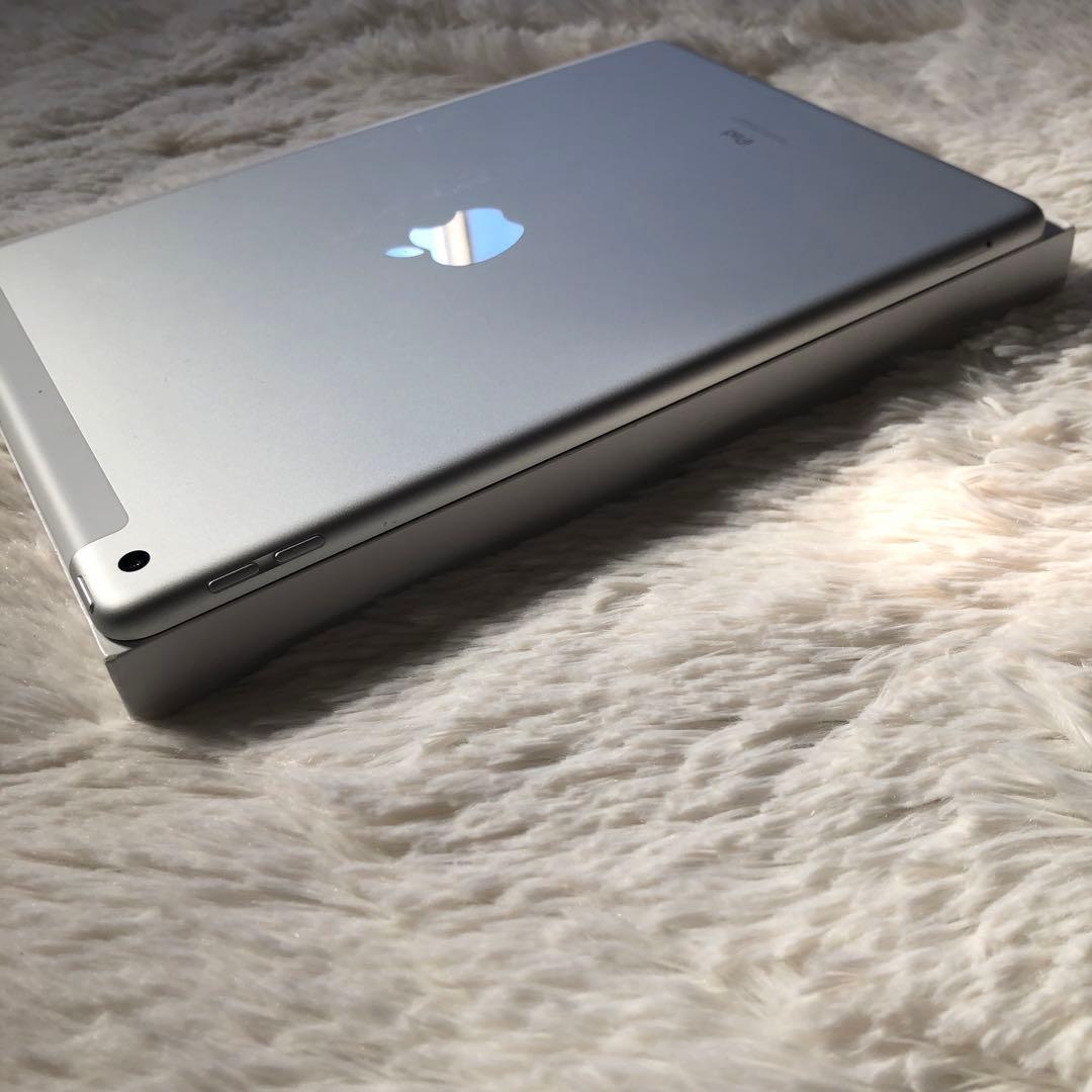 【完動品】iPad 第9世代 64GB SIMフリー【すぐ発送】【付属品】