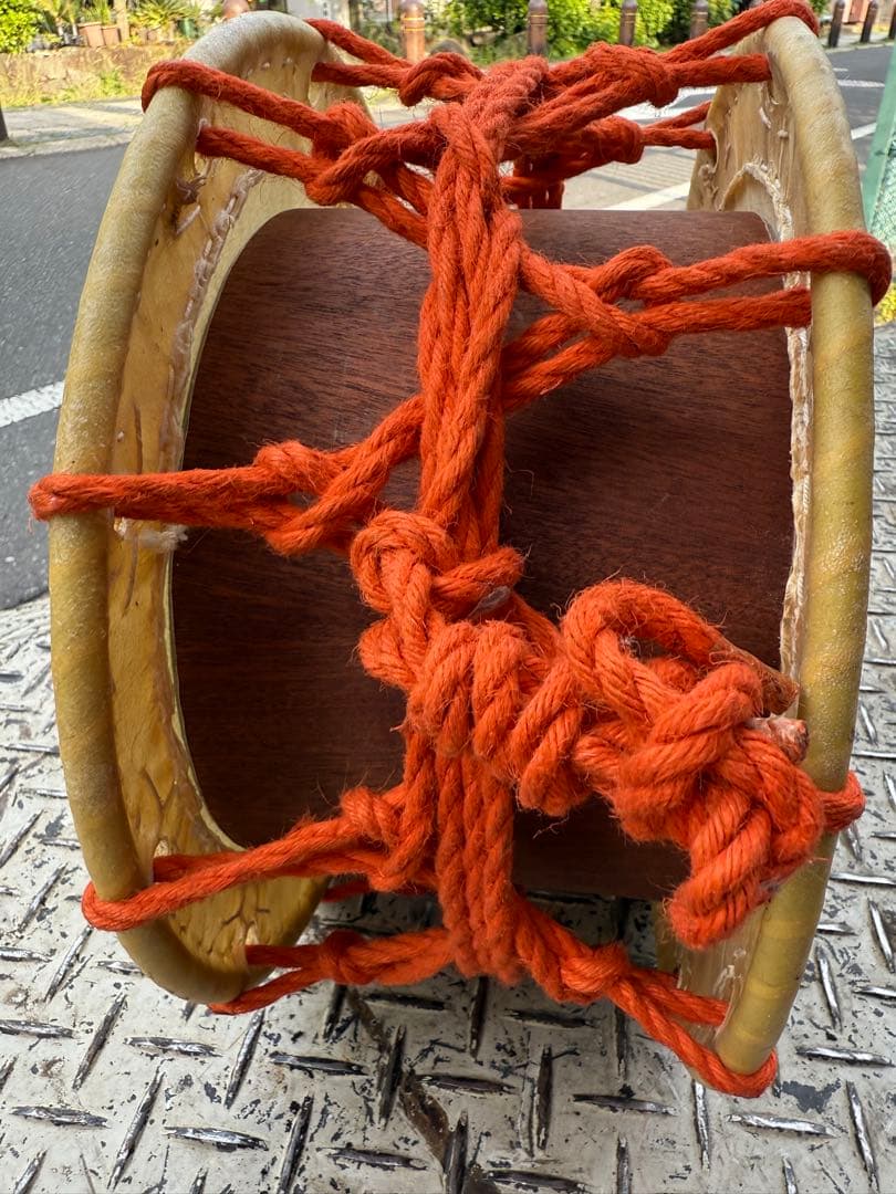 ●現状品●和太鼓/附締太鼓　鼓面 約30.5㎝　打楽器 平太鼓 祭り能楽本革伝統