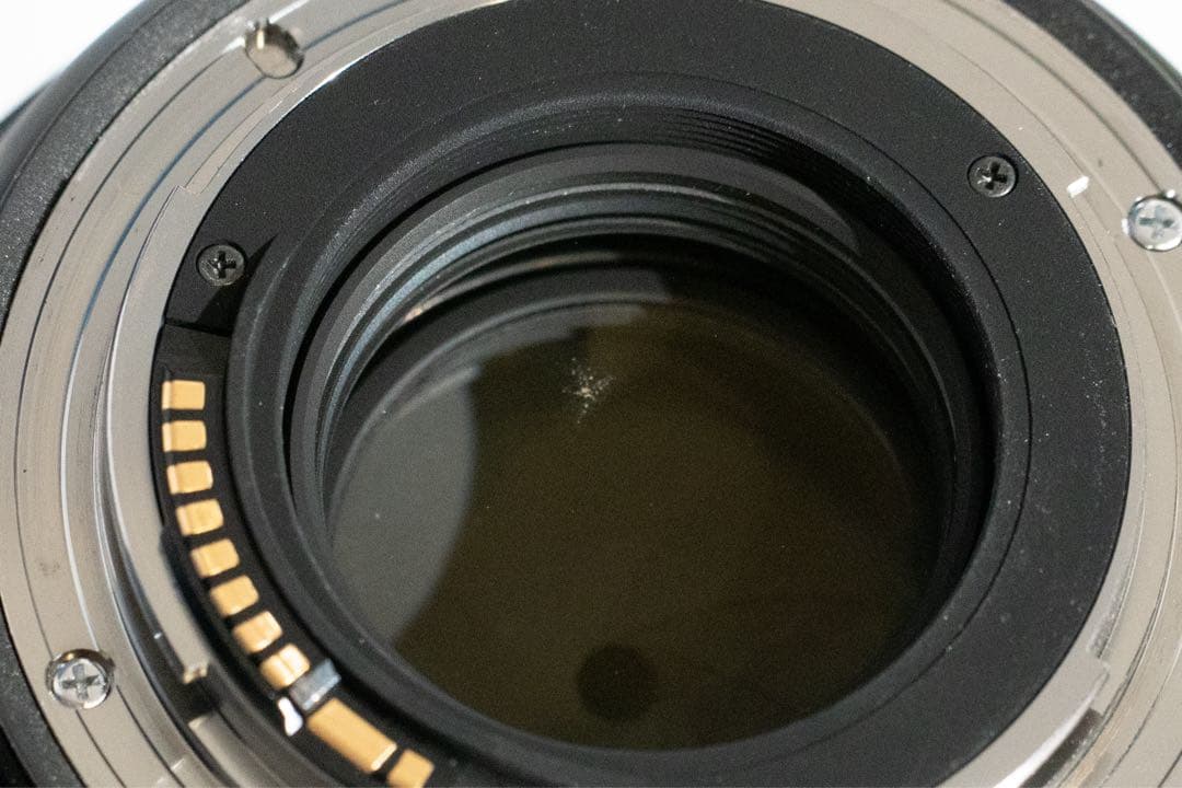 SIGMA 135mm F1.8 DG HSM Art レンズ　EFマウント