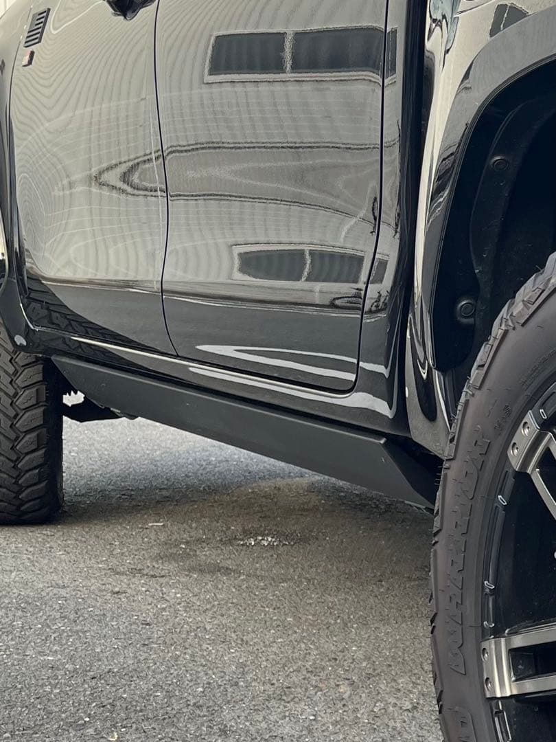 ハイラックスGUN125用　E-BOARD電動サイドステップ【はーちゃん専用】