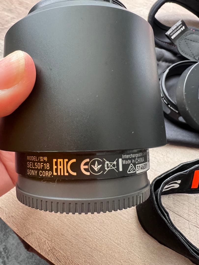 ソニーアルファ6400中古カメラ　レンズ2個セット