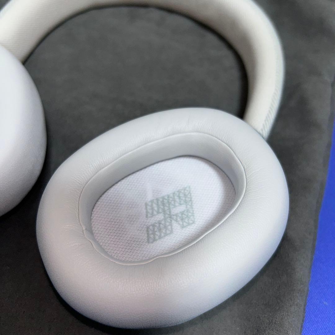 JBL LIVE770nc ホワイト　ワイヤレスヘッドホン