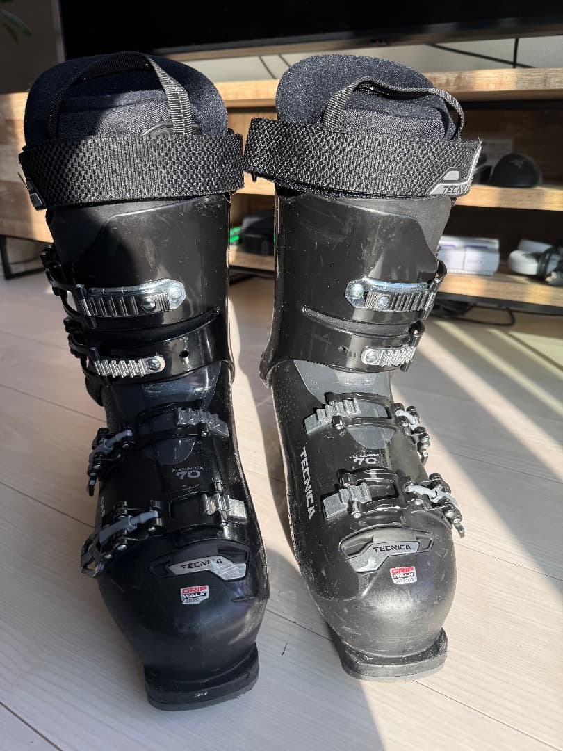 Tecnica Mach1 70 ブラック スキー靴