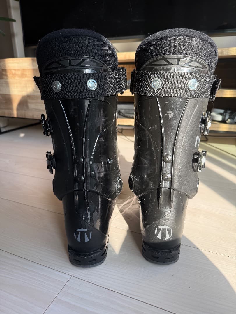 Tecnica Mach1 70 ブラック スキー靴