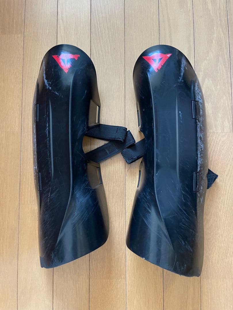 Dainese ダイネーセ　SL レガース　シンガード