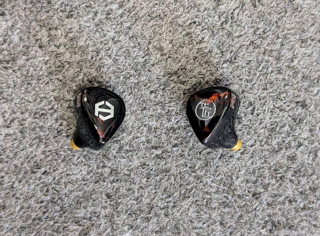 JQ Audio 匠 2nd 2EST+6BA+1DD