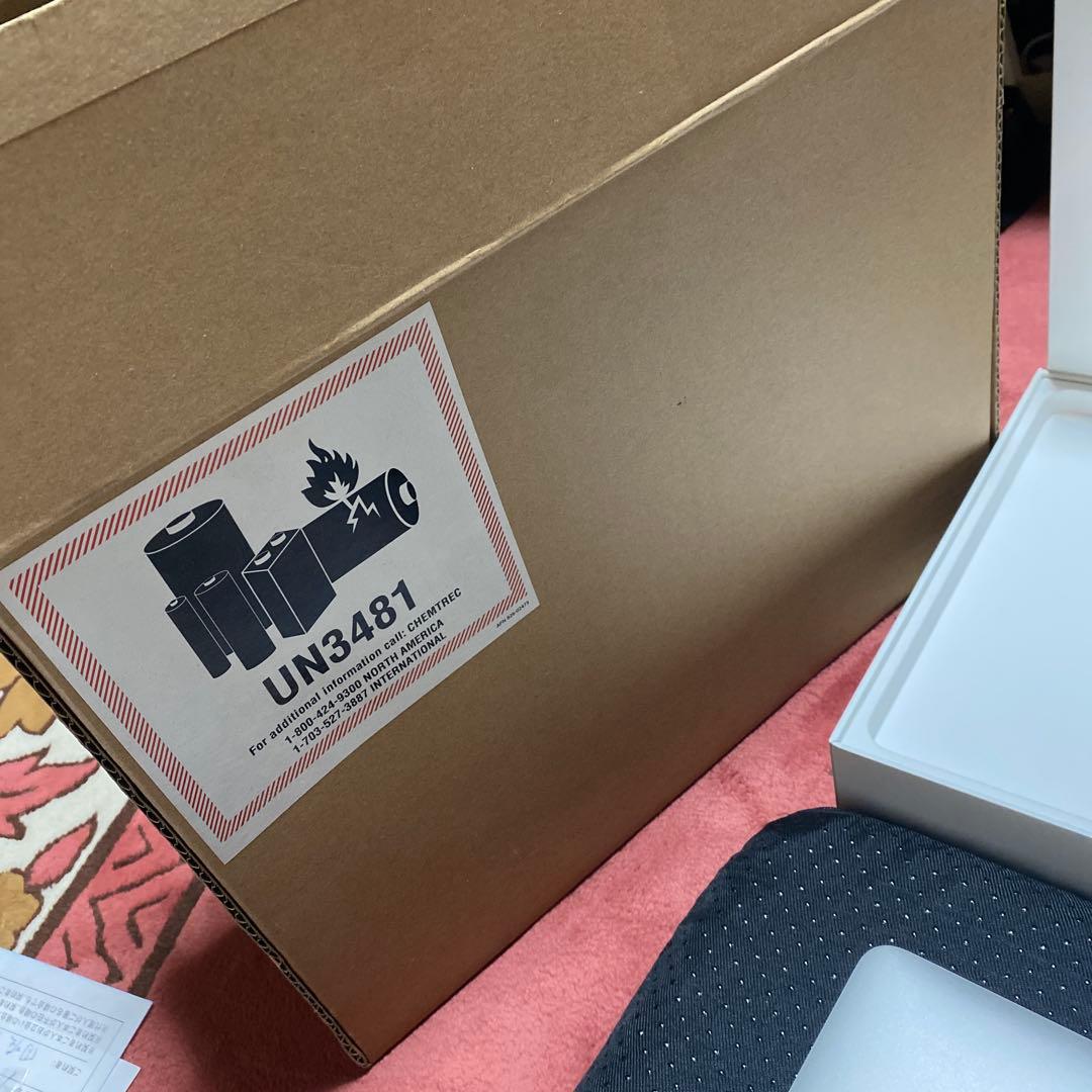 MacBook Pro 13インチ 2017 i5/8GB/512GB 箱あり