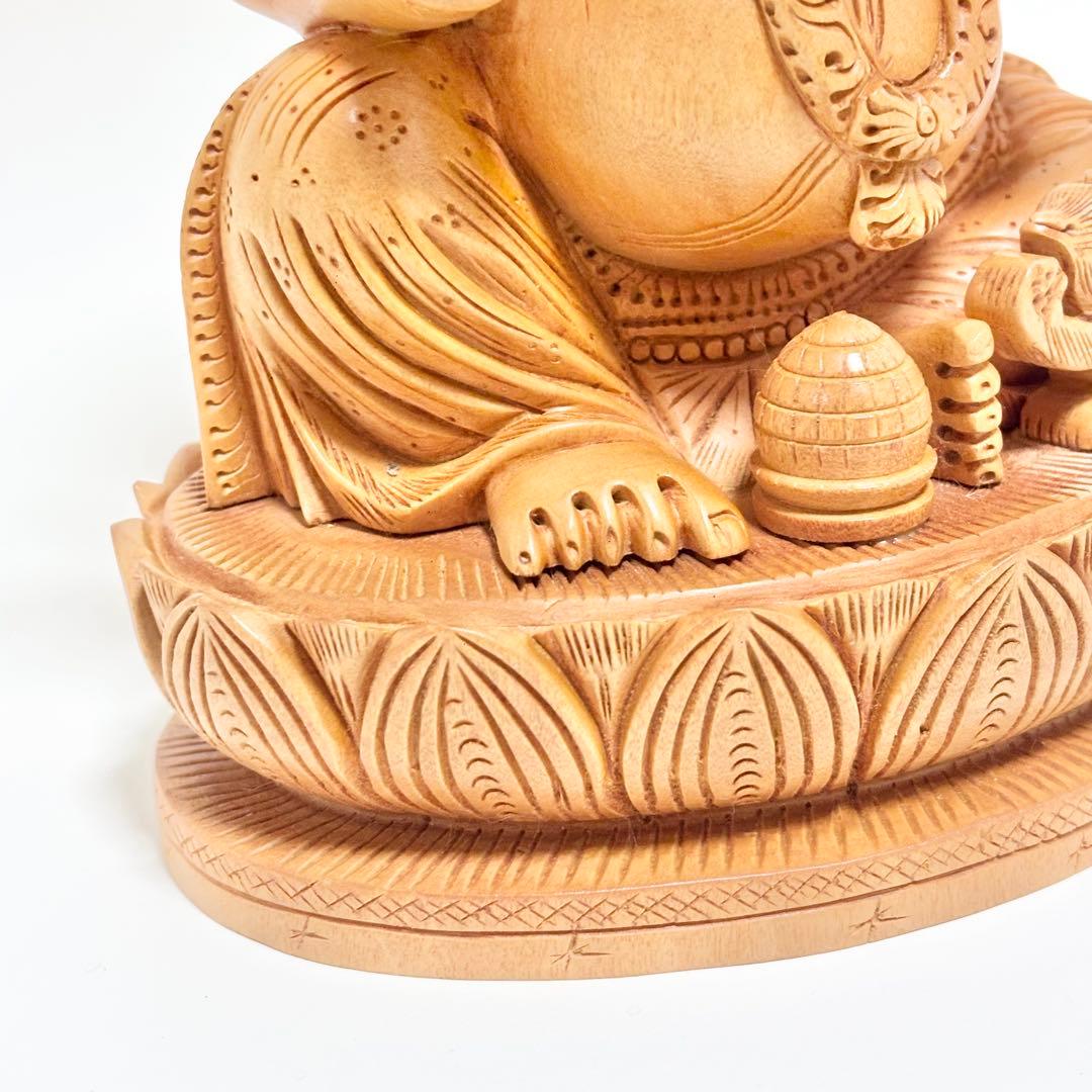 ま*こ様 【大】神木カダムウッド製　木製　ガネーシャ像 置物 約23cm