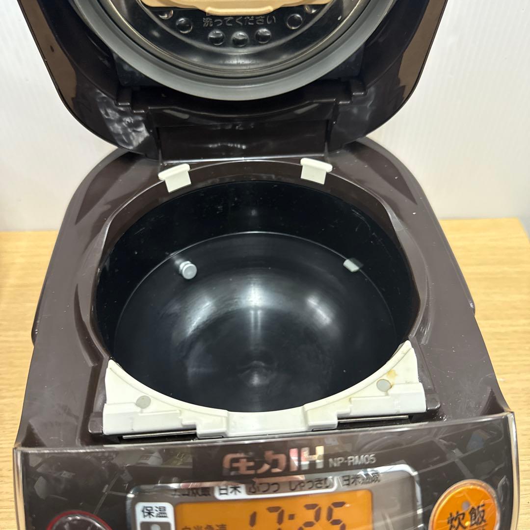 ZOJIRUSHI 圧力IH炊飯ジャー極め炊き3合【NP-RM05】