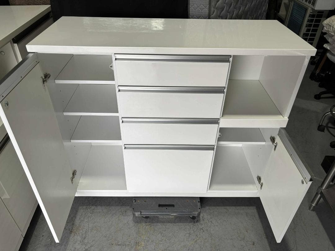 モダン キッチンカウンター、キッチンボード、幅120cm Used/美品