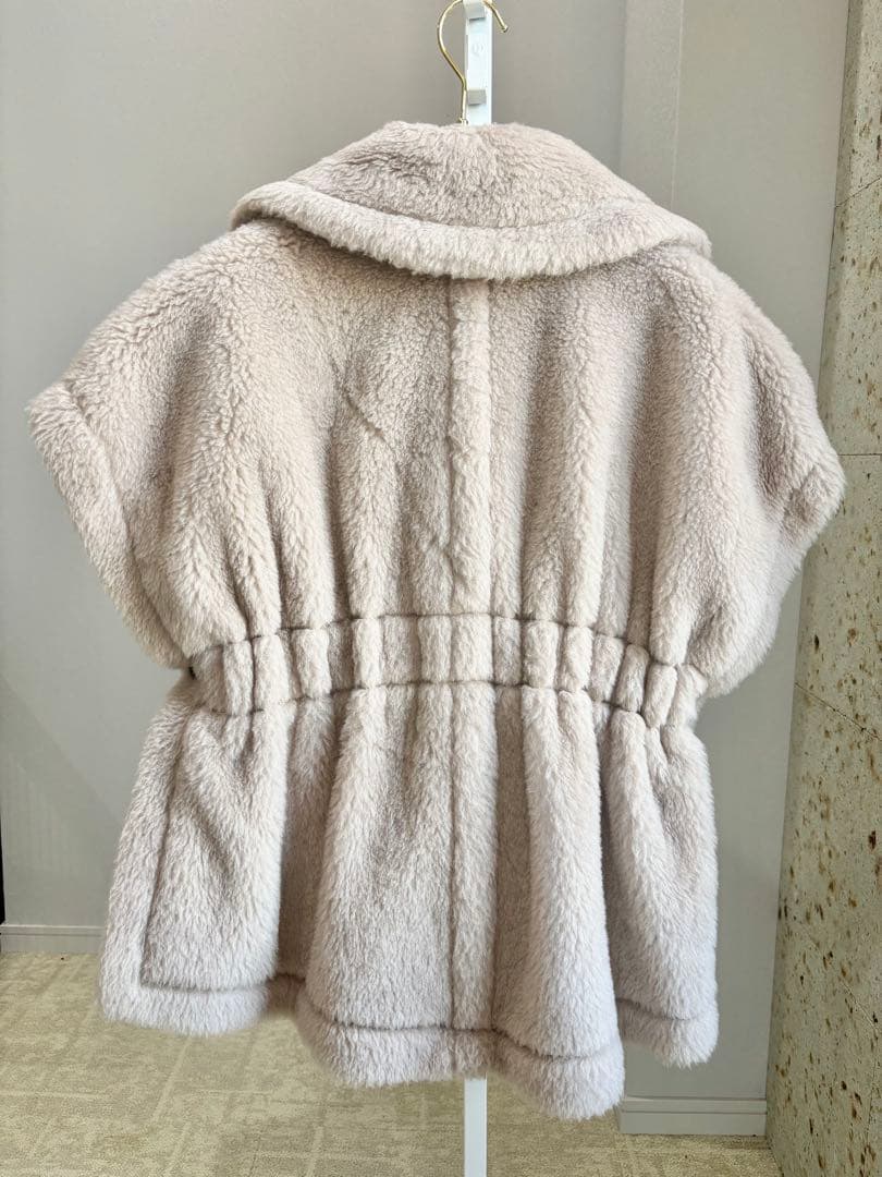 MaxMara NEWABAVO テディベア ケープSM