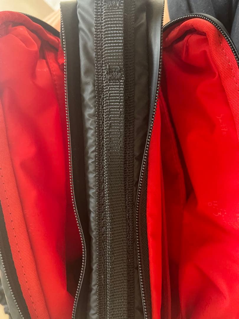 topologie ボトルサコッシュ大＆黒ショルダーストラップ