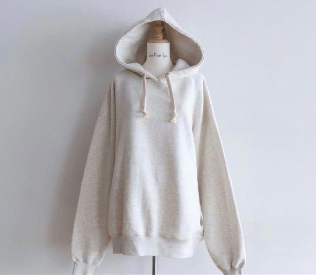 シールームリン　ボリュームフーディー　Volume Sweat フーディー