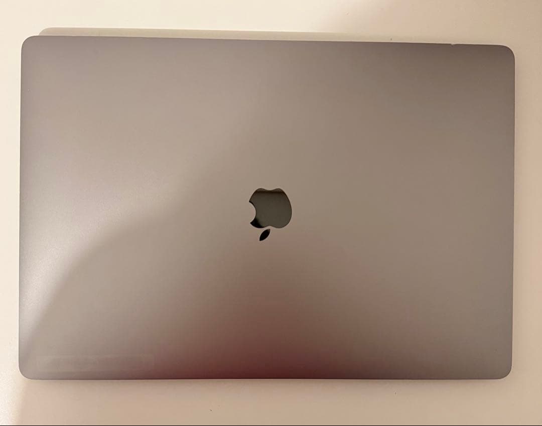 Macbook Pro 2019 16インチ Windows 11 Pro