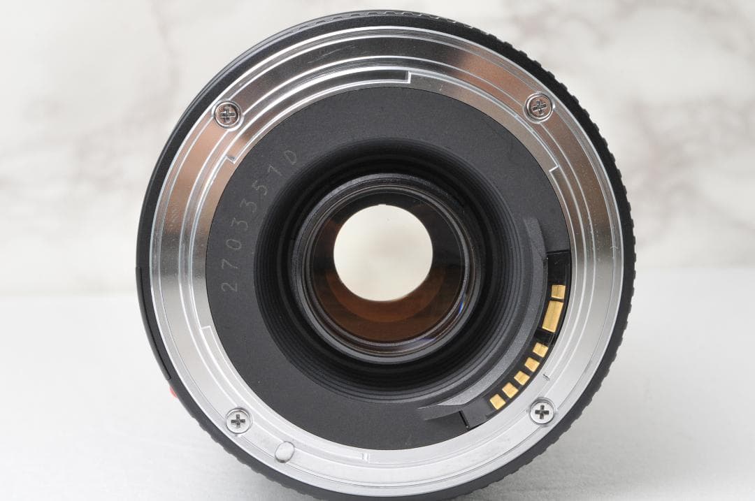 望遠レンズ❣️Canon⭐️EF 75-300mm F4-5.6 Ⅱ USM