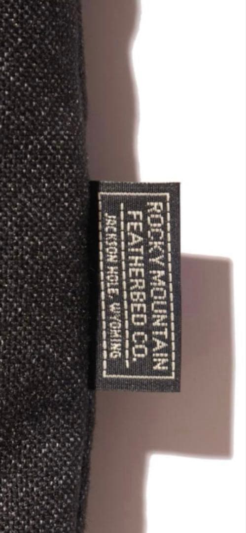 ロッキーマウンテンフェザーベッド　シックスマンス　カーディガン 限定 黒炭 38