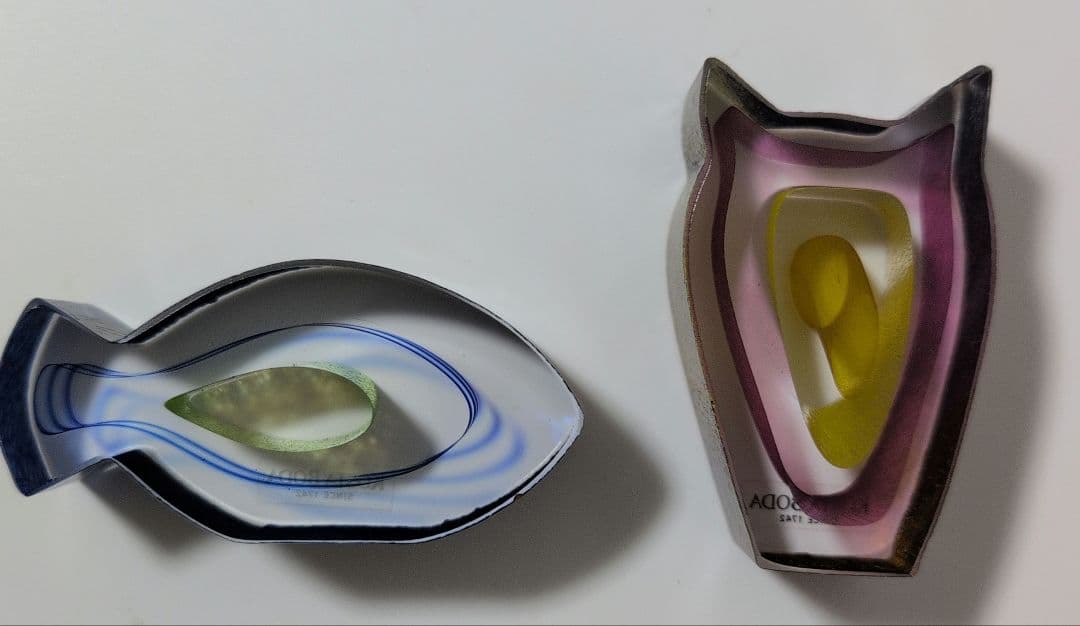 b*i様 Kosta Boda　コスタボダ　ガラスアート ２個セット