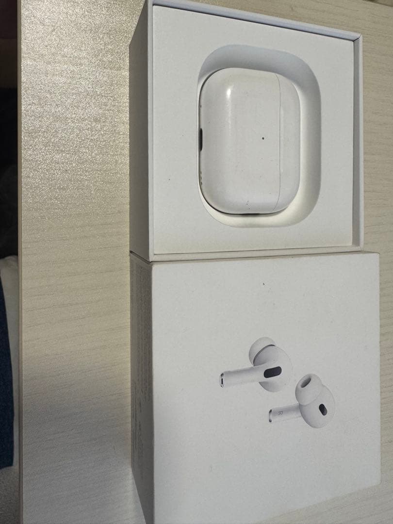 Apple AirPods 本体 ホワイト 充電ケース付き