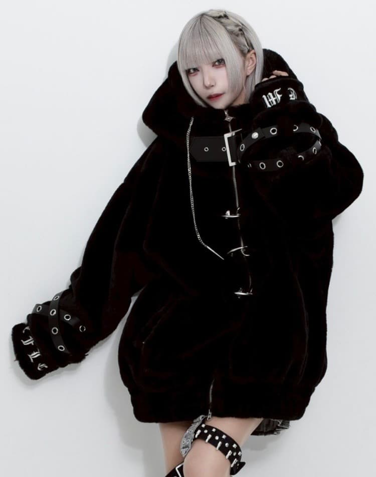 REFLEM【レフレム】ベルト付きハイネックファーパーカー　Black