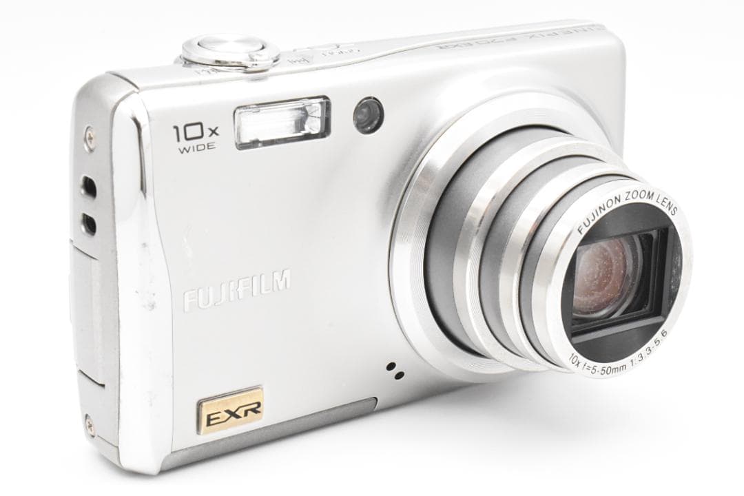 FUJIFILM FinePix F70 EXR シルバー コンデジ