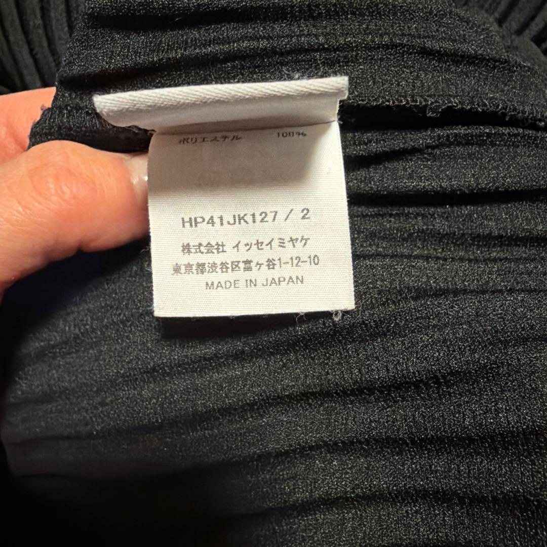 イッセイミヤケ オムプリッセ フーディ