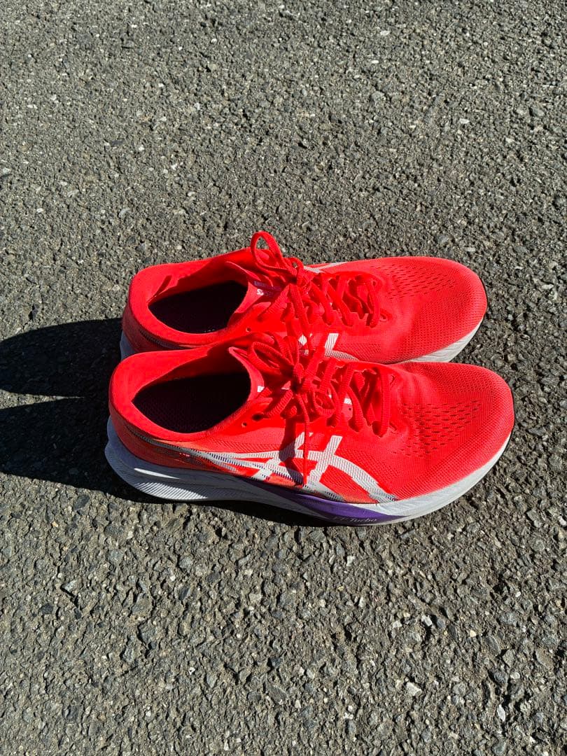 A*R様 アシックス マジックスピード4 28.5 ランニングシューズ