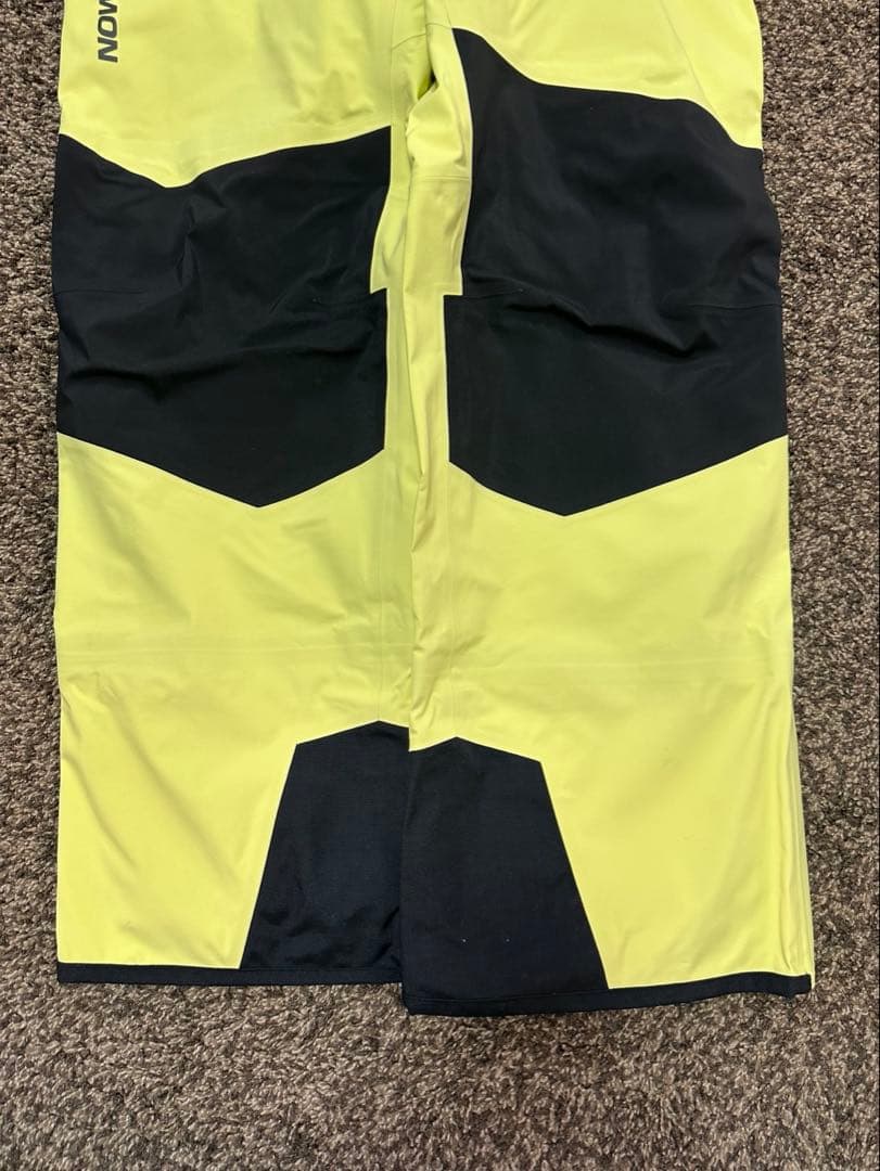 Salomon ビブパンツ　値下げしました