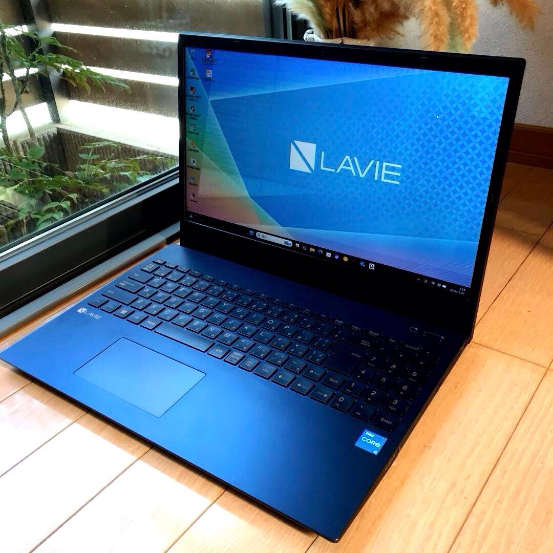 美品NEC LaVie N1535/GAL【2023年製】 office