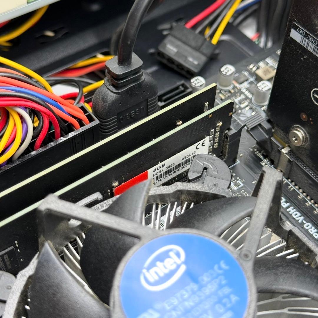 デスクトップパソコン 9世代i5 メモリ16GB ストレージ無し