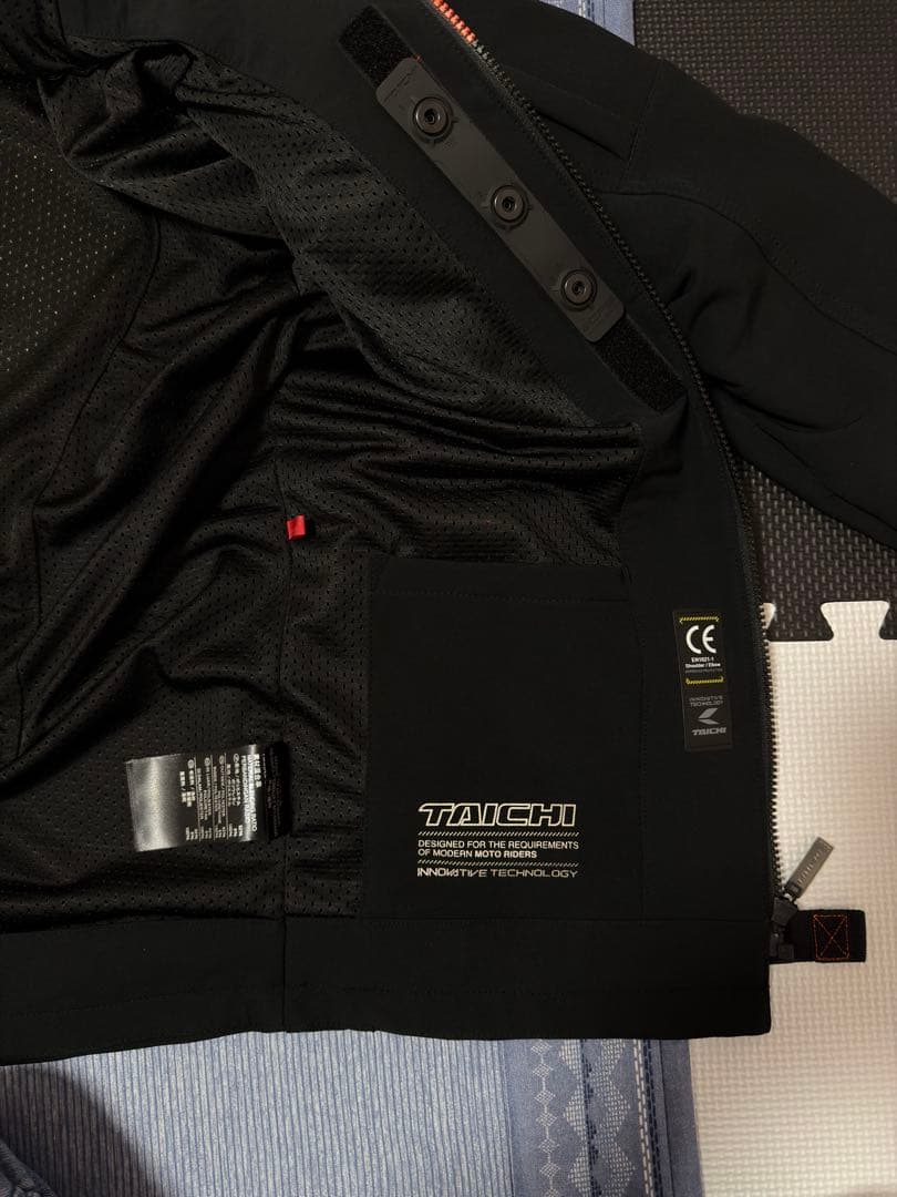 RSタイチ クイックドライパーカー　Lサイズ　ブラック