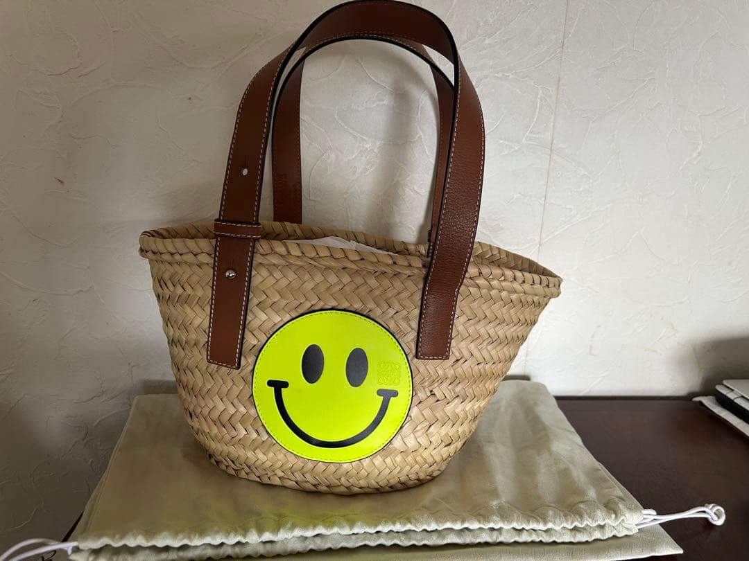 ロエベの籠バッグ　ニコちゃんマーク