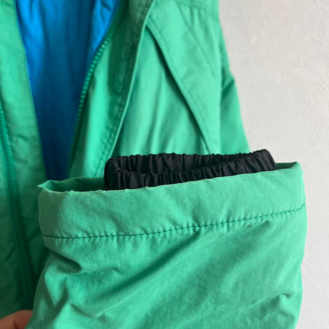 The North Face 子ども用スキーウェア 緑色