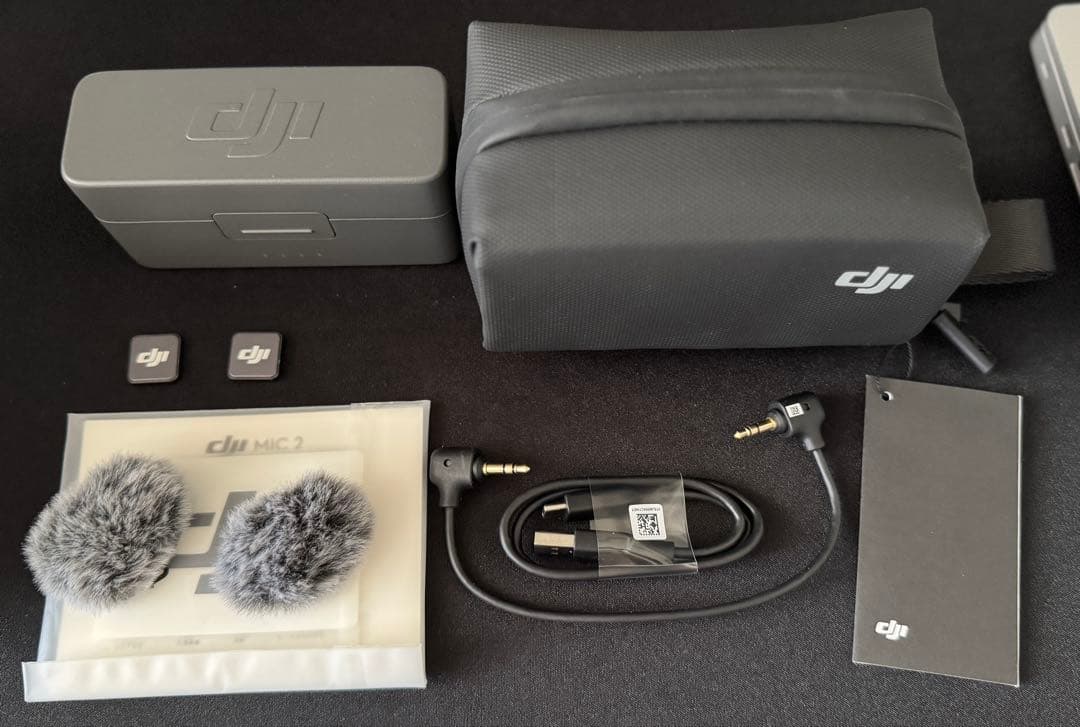 DJI Mic 2（トランスミッター×2 + レシーバー×1 + 充電ケース）