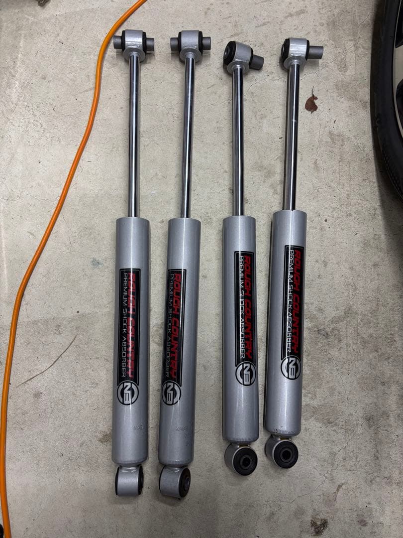 ［Umi.］ ラフカントリー　JLラングラー　N3ショックアブソーバー