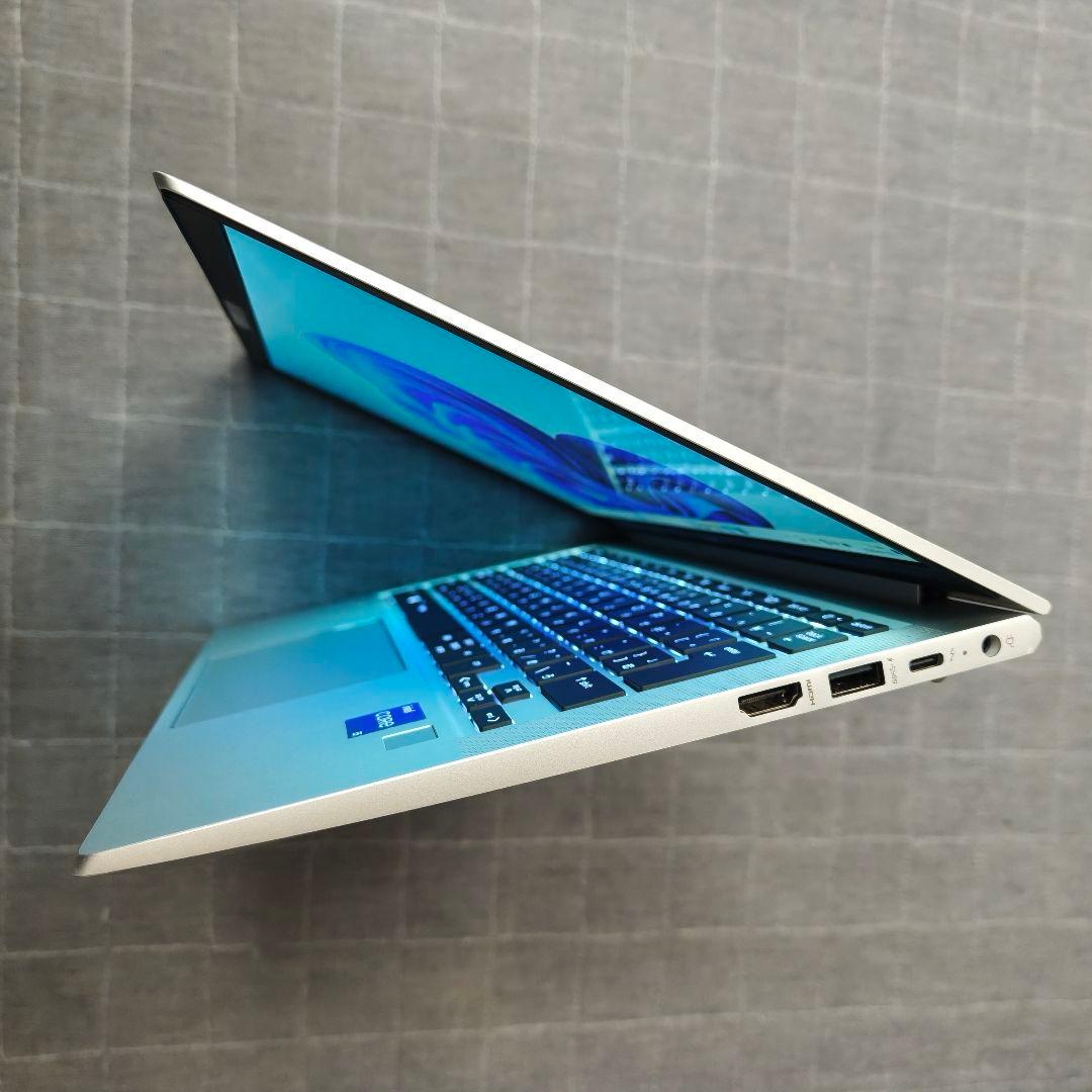 2024年2月 HP 日本製 超美品 爆速 13世代i5 16GB 512G 9