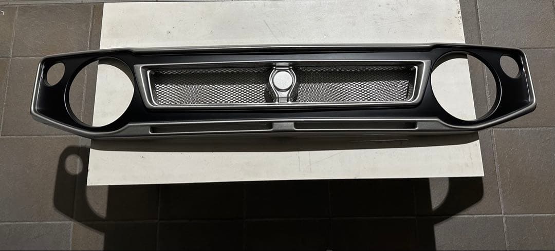 ジムニー グリル 新品未使用 jb64 jb74 jc74