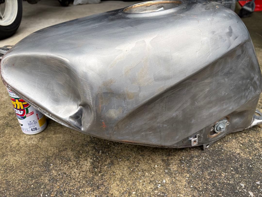 HONDA CBR250R MC19ハリケーン 純正タンク塗装用 錆び取り済み