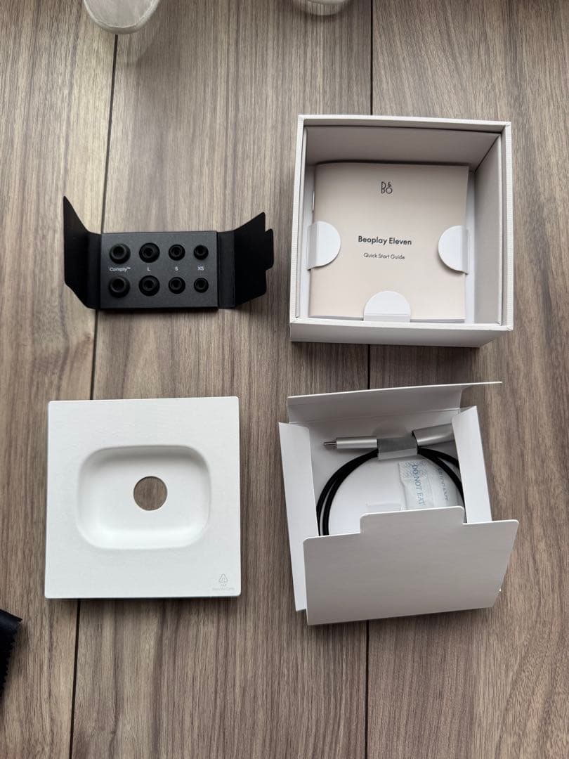 イヤホン bang & olufsen beoplay eleven