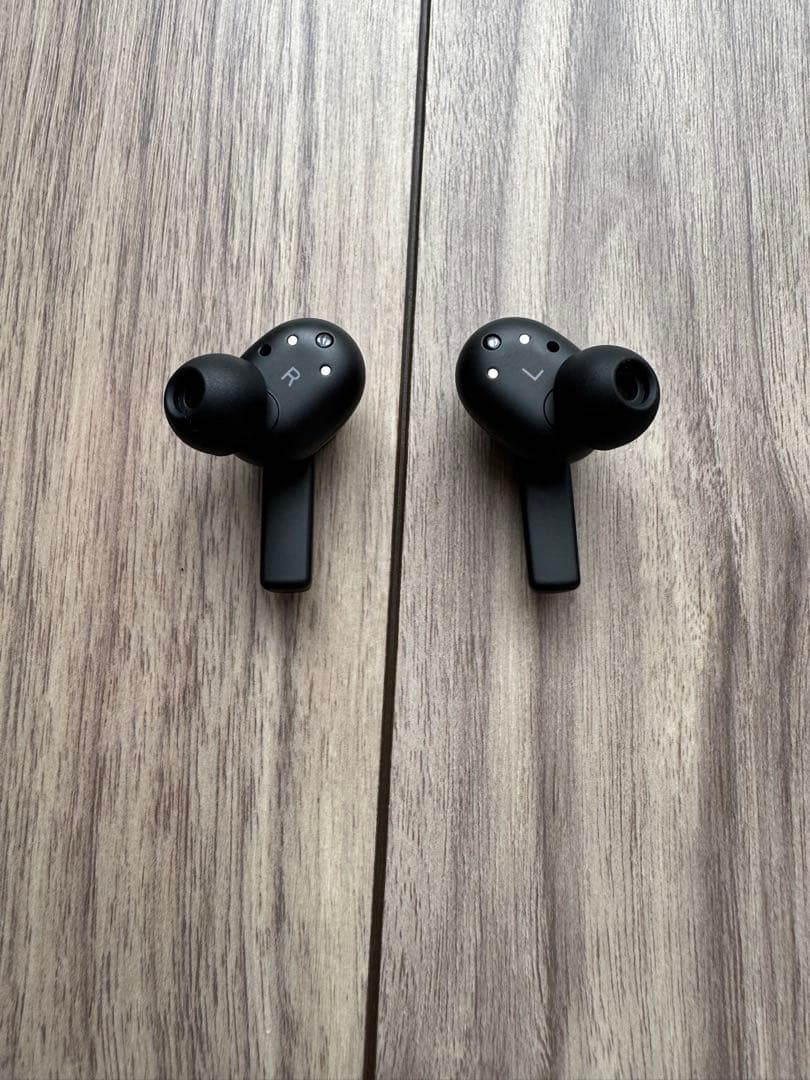 イヤホン bang & olufsen beoplay eleven