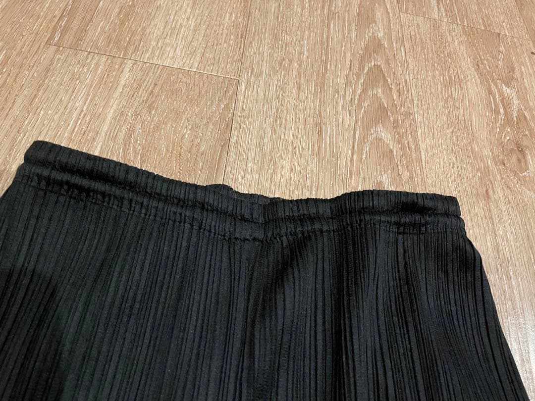 プリーツプリーズ PLEATS PLEASE パンツ　黒